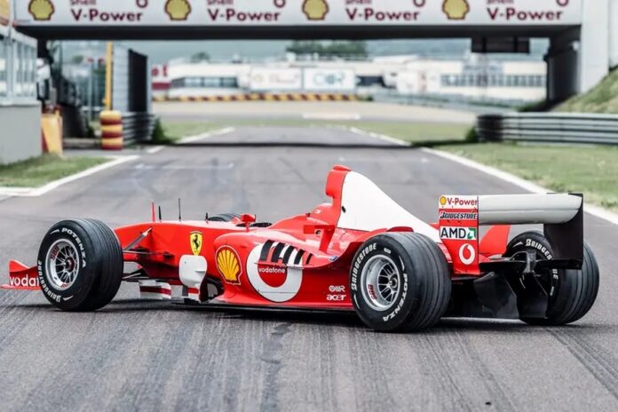 Bolid Schumachera - Ferrari F2003-GA