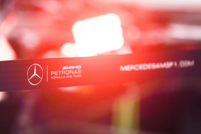 Mercedes W14 - pierwsze uruchomienie silnika