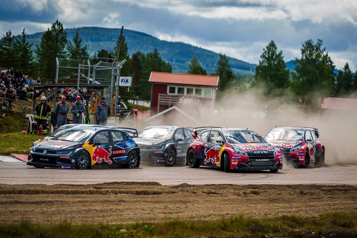 Umarły mistrzostwa świata, niech żyje puchar świata