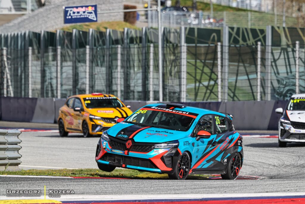 Oskar Marszałkowski rozpoczyna sezon na podium